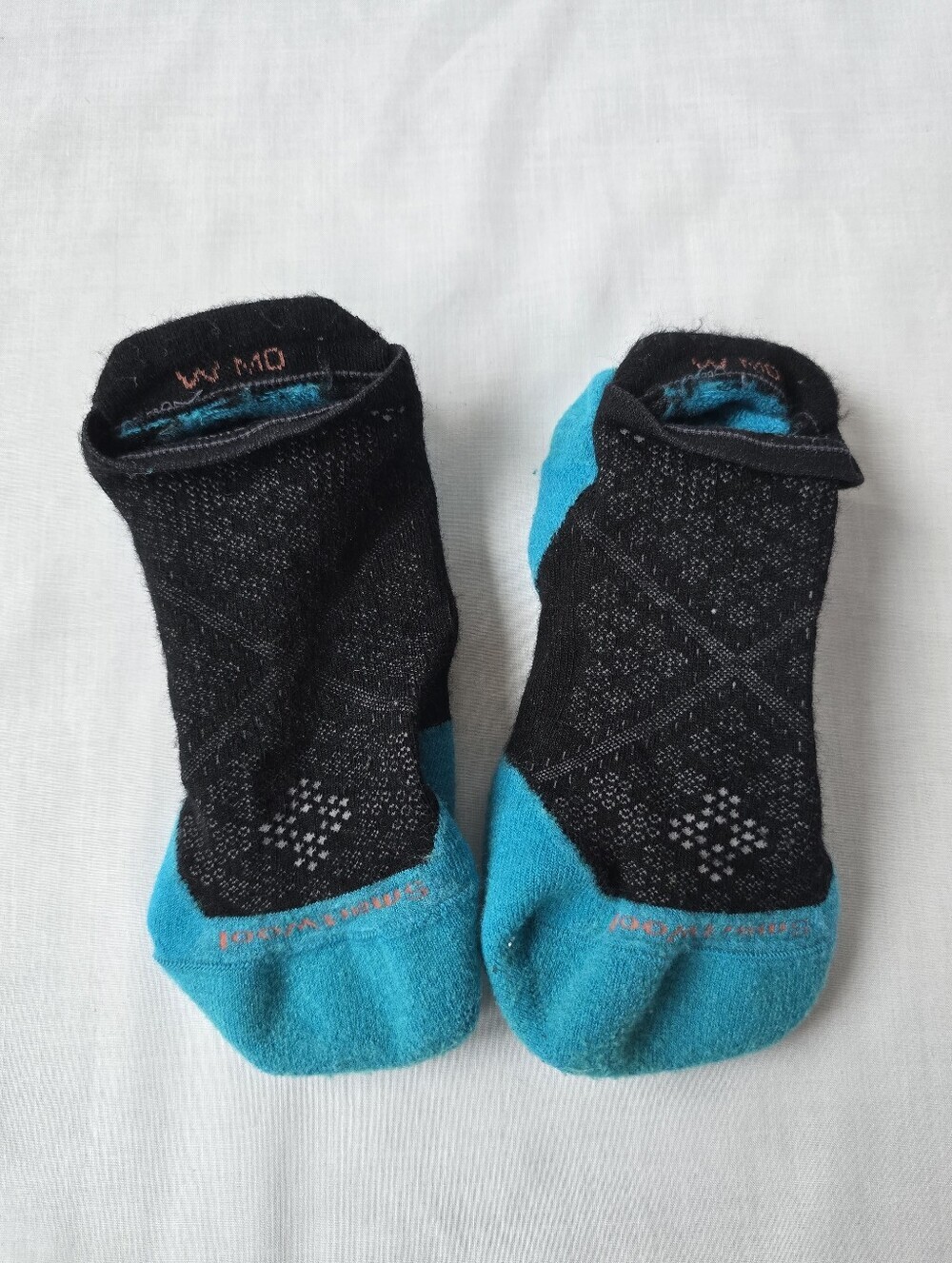 Smartwool▪️Run Low Ankle Socks Bundle- Mustard/Grey & Turquoise/Black - Picture 6 of 12